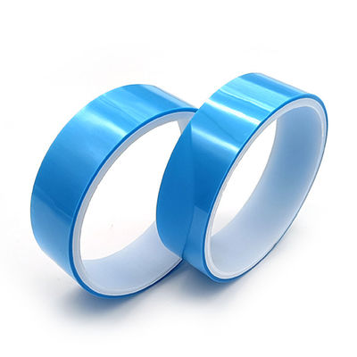 Buen precio La sola película de poliéster revestida echada a un lado de la cinta 0.135m m del lanzamiento de calor apoyó en línea